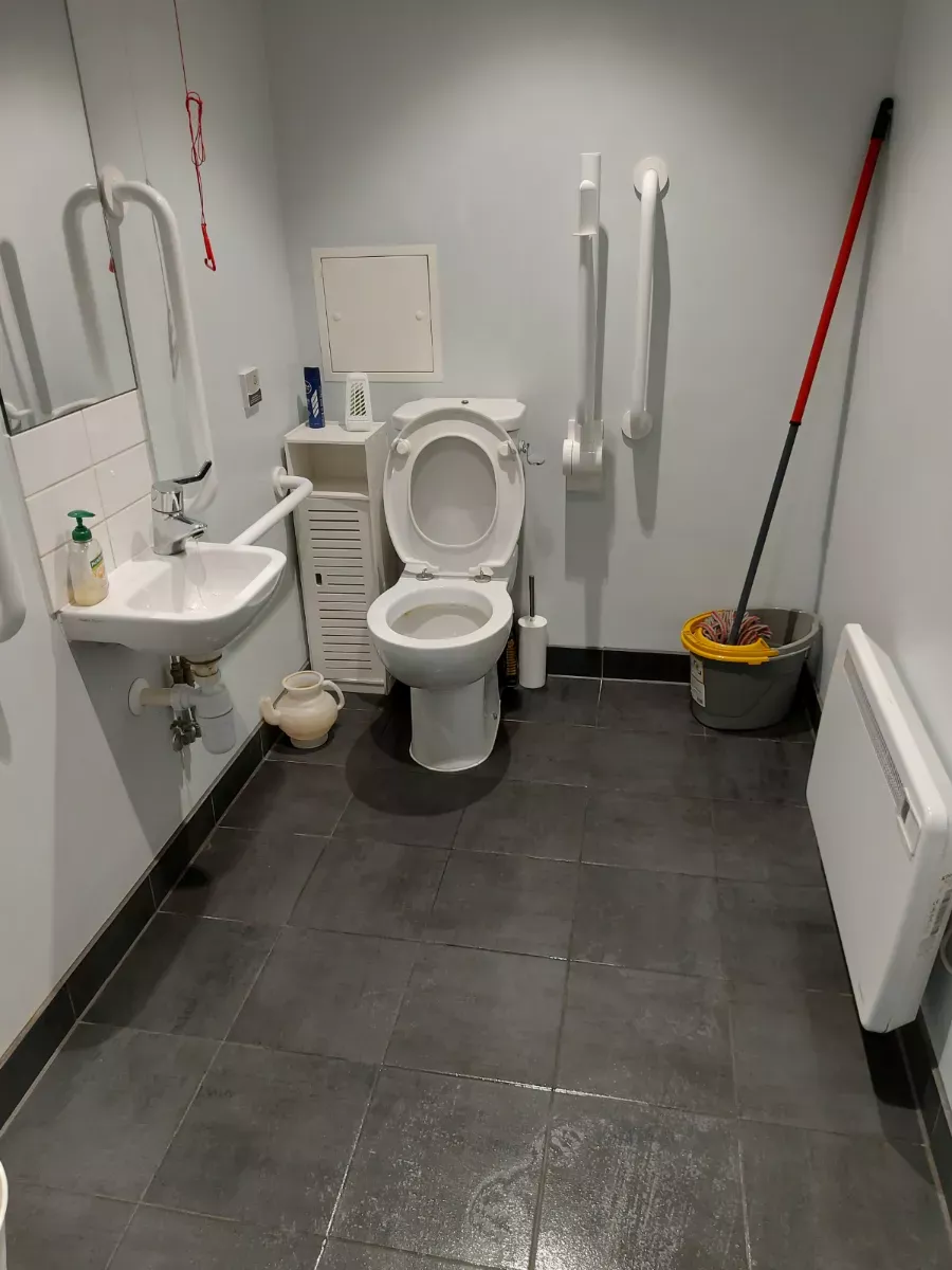 Full bathroom cleaned and floors mopped
