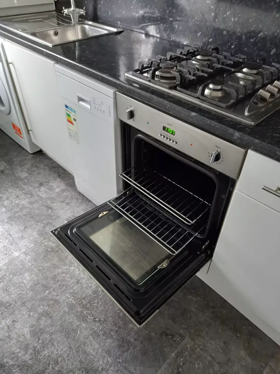 Oven racks and door glass degreased